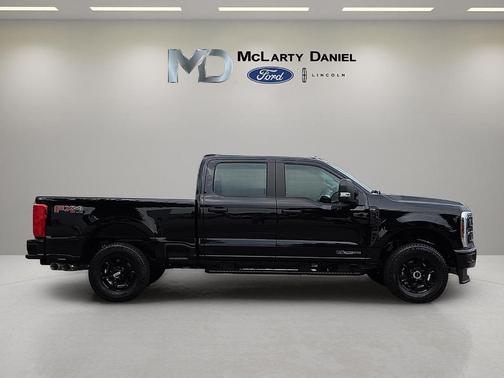Agate Black Metallic 2026 Ford F-250 XL