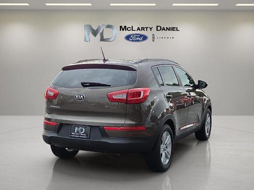 Sand Track 2013 Kia Sportage LX
