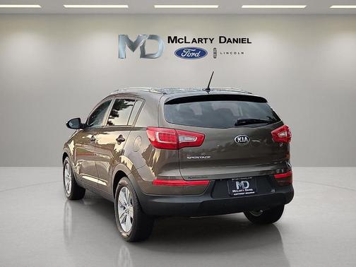Sand Track 2013 Kia Sportage LX