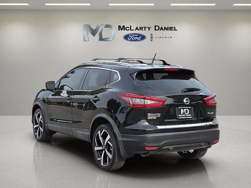 Magnetic Black 2020 Nissan Rogue Sport SL