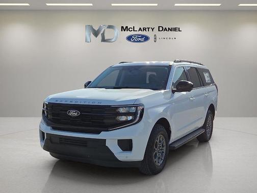 Oxford White 2026 Ford Expedition Active