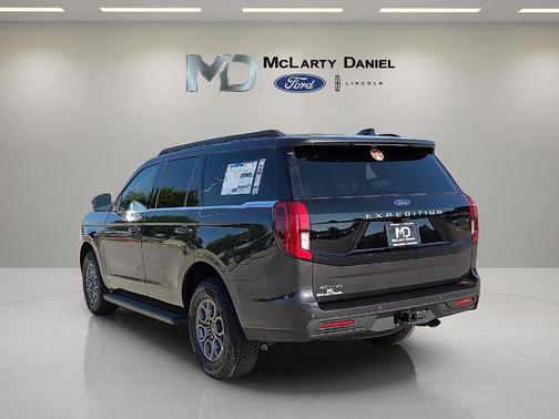 Gray Metallic 2026 Ford Expedition Active