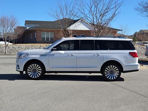 2019 Lincoln Navigator L Reserve