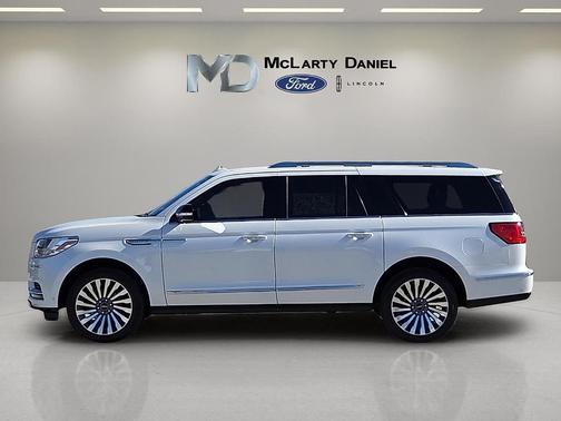 2019 Lincoln Navigator L Reserve