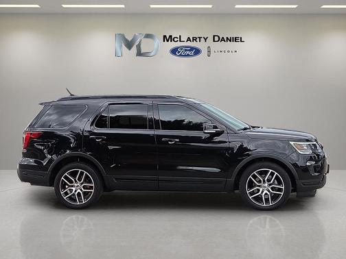 Shadow Black 2018 Ford Explorer sport
