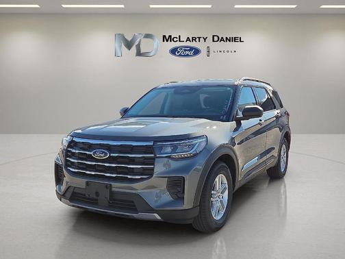 Carbonized Gray Metallic 2026 Ford Explorer Active