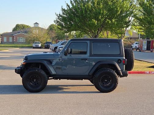 2024 Jeep Wrangler Sport