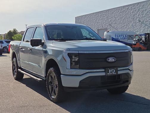 Avalanche 2024 Ford F-150 Lightning XLT