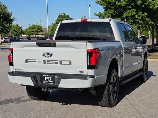 Avalanche 2024 Ford F-150 Lightning XLT