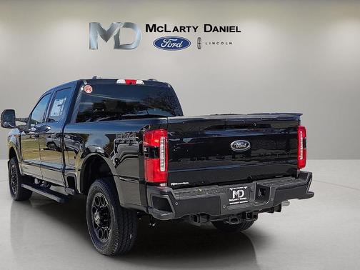 2026 Ford F-350 Lariat Super Duty