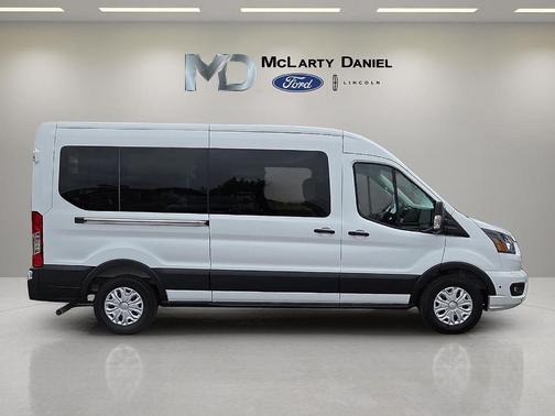 2025 Ford Transit-350 XLT