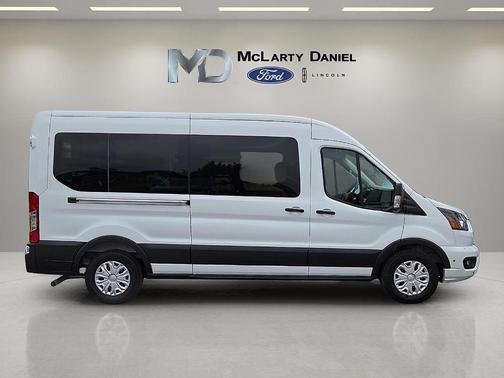 2025 Ford Transit-350 XLT 148 WB Medium Roof Passenger