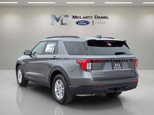 Carbonized Gray Metallic 2026 Ford Explorer Active