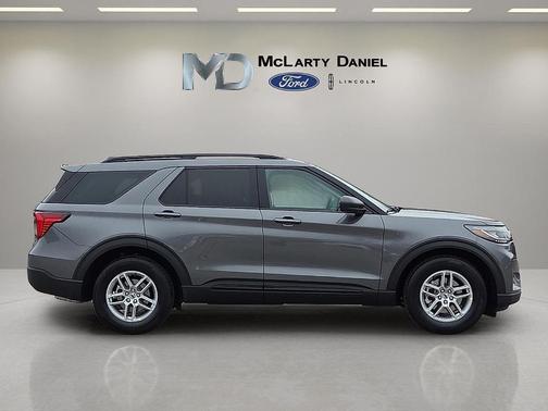 Carbonized Gray Metallic 2026 Ford Explorer Active