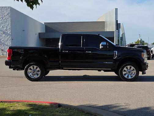 Black Metallic 2019 Ford F-250 Platinum