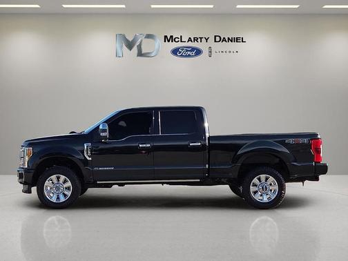 Black Metallic 2019 Ford F-250 Platinum