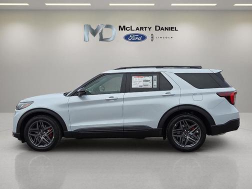 Space White Metallic 2026 Ford Explorer ST