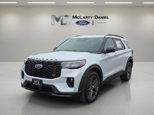 Space White Metallic 2026 Ford Explorer ST