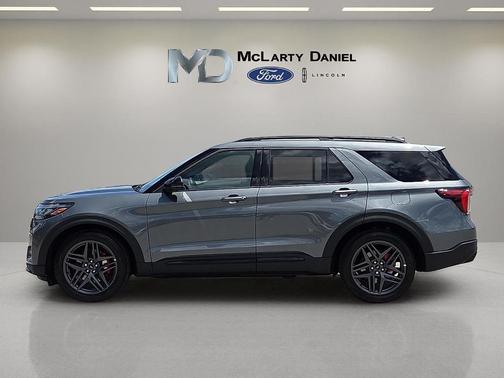 Carbonized Gray Metallic 2026 Ford Explorer ST