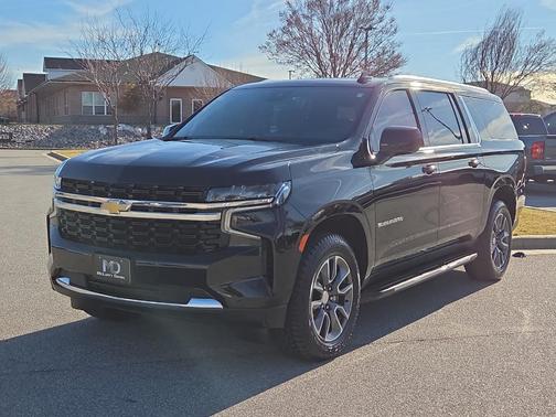 2024 Chevrolet Suburban LS