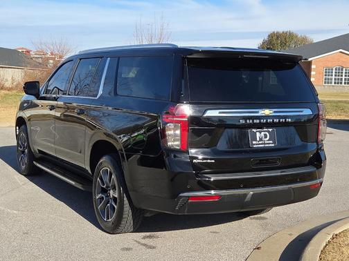 2024 Chevrolet Suburban LS