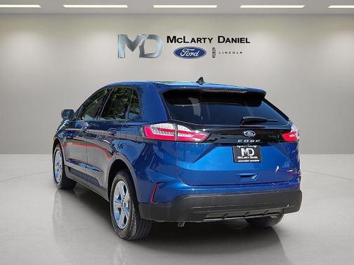 Blue Metallic 2024 Ford Edge SE