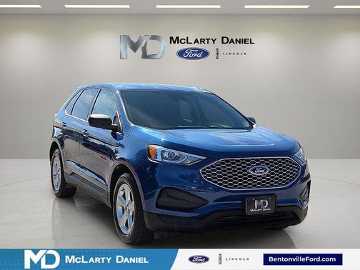 Blue Metallic 2024 Ford Edge SE