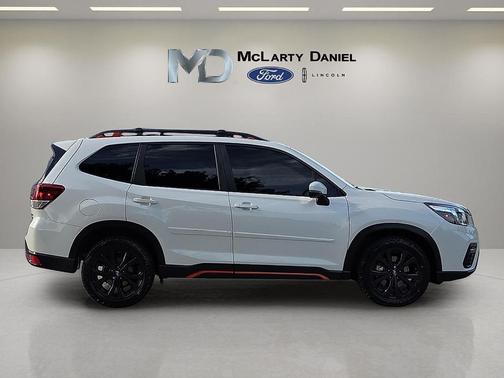 Crystal White Pearl 2019 Subaru Forester Sport