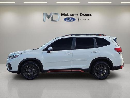 Crystal White Pearl 2019 Subaru Forester Sport