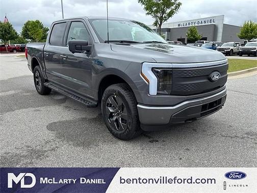 2025 Ford F-150 Lightning Flash