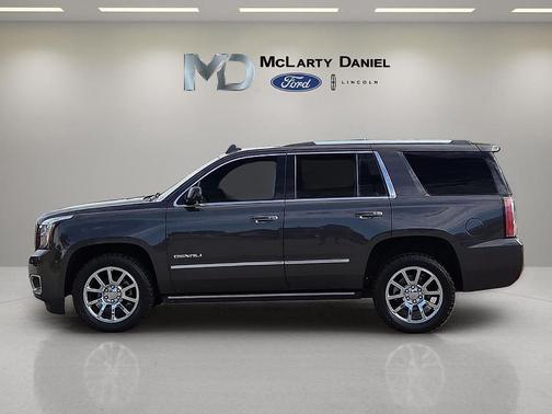 Iridium Metallic 2017 GMC Yukon Denali