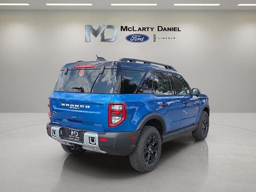 Velocity Blue Metallic 2025 Ford Bronco Sport Badlands