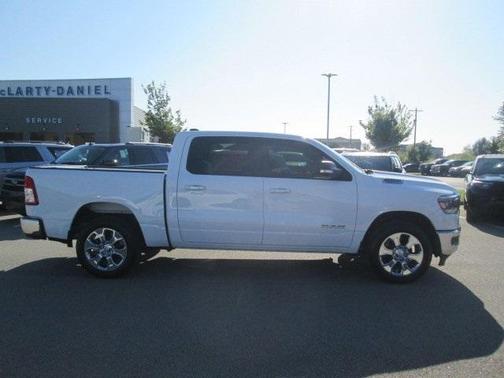 Photo 2 of 30 of 2020 RAM 1500 Big Horn