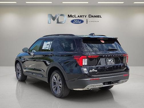 Black Metallic 2026 Ford Explorer Active
