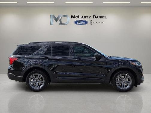 Black Metallic 2026 Ford Explorer Active