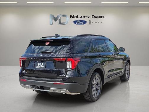 Black Metallic 2026 Ford Explorer Active