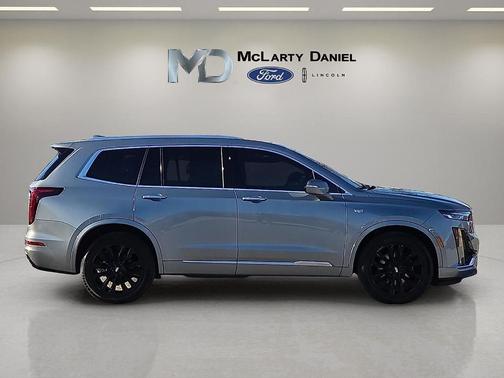 2024 Cadillac XT6 Luxury AWD