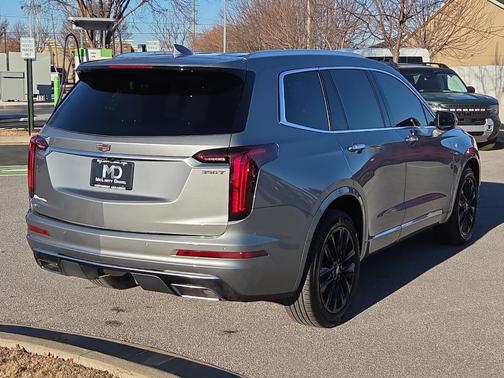 2024 Cadillac XT6 Luxury AWD