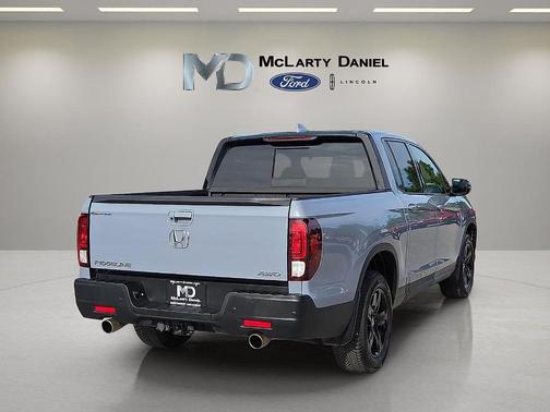 Sonic Gray Pearl 2023 Honda Ridgeline Black Edition