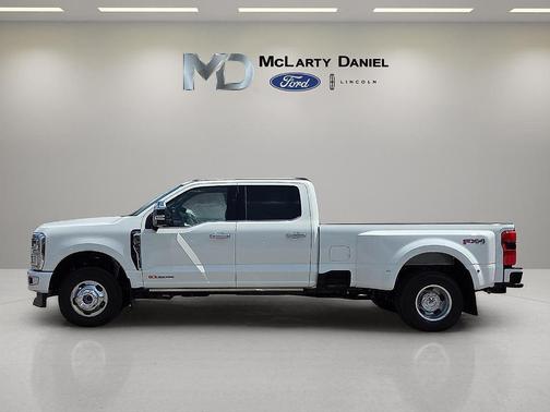 2025 Ford F-350 Platinum