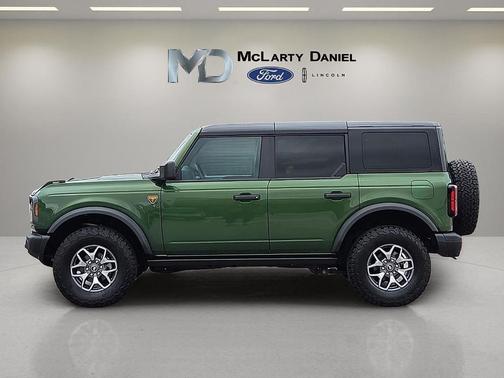 Green Metallic 2025 Ford Bronco Badlands