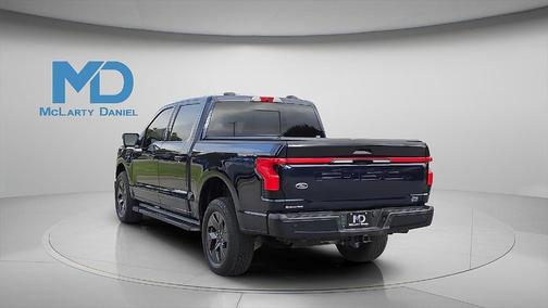 2022 Ford F-150 Lightning LARIAT