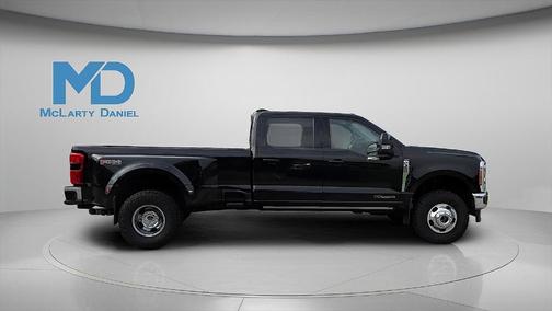 2024 Ford F-350 Lariat Super Duty