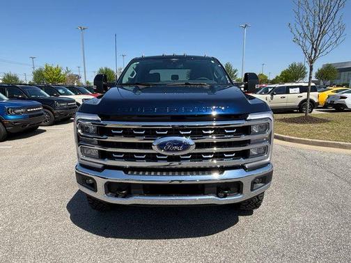 2025 Ford F-350 Lariat Super Duty