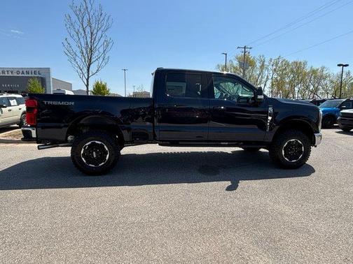 2025 Ford F-350 Lariat Super Duty