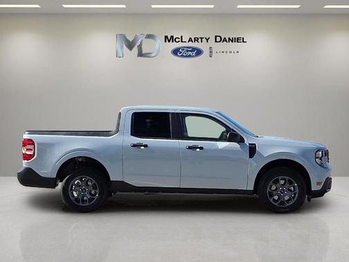 White Metallic 2026 Ford Maverick XLT
