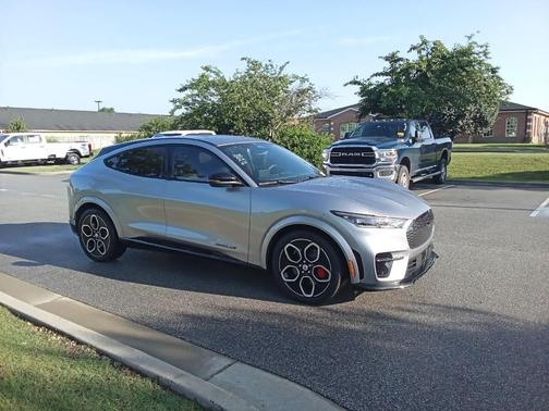 2021 Ford Mustang Mach-E GT