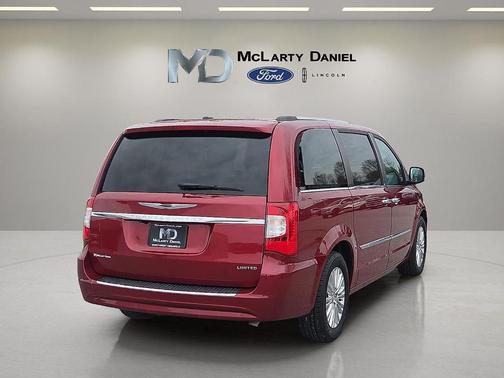 2013 Chrysler Town & Country Limited