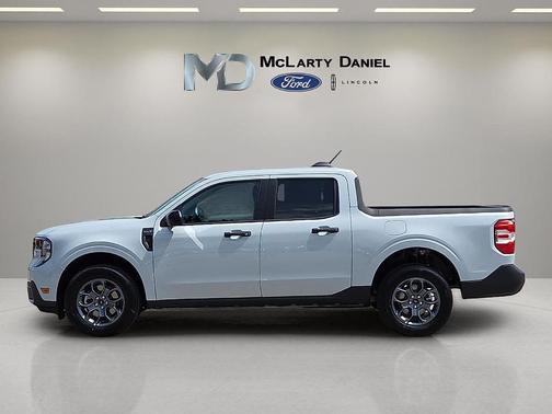 Space White Metallic 2026 Ford Maverick XLT