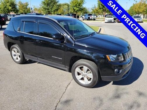 Photo 1 of 1 of 2014 Jeep Compass Latitude